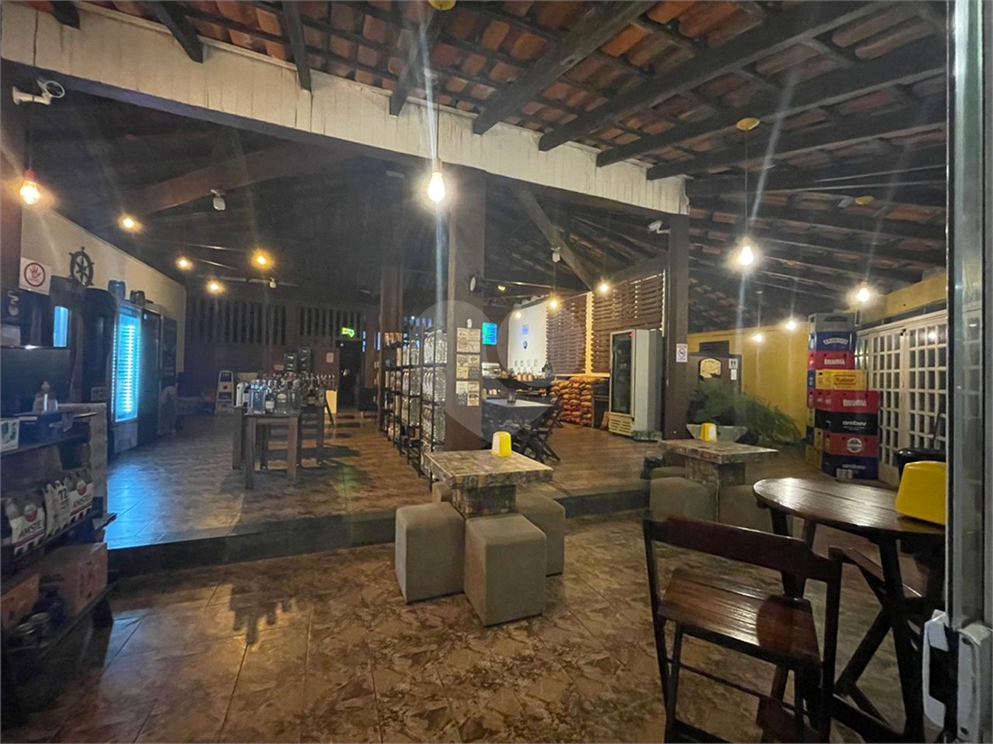 Sobrado à venda com 2 quartos, sendo 1 suíte, em Estância Balneária Hawai, Caraguatatuba, SP