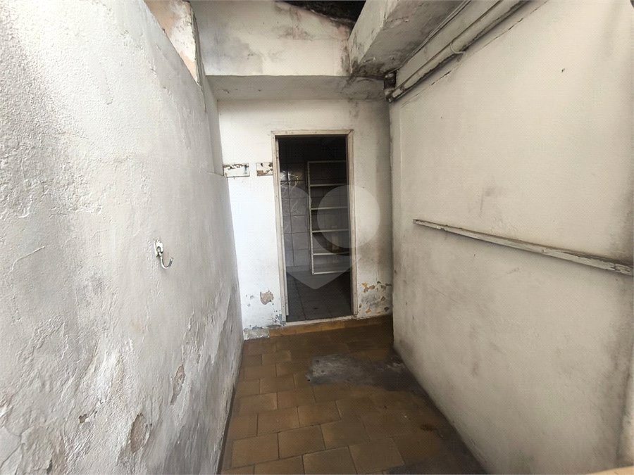 Casa à venda ou para alugar com 5 quartos, sendo 1 suíte,  em Parque Independência, São Paulo, SP
