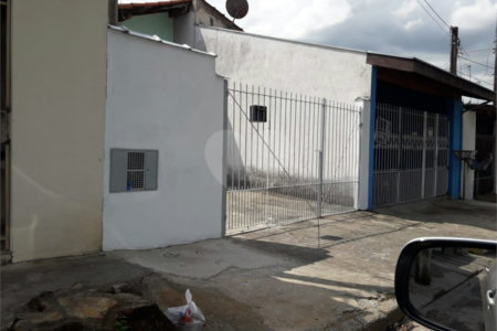 Casa à venda com 2 quartos em Jardim Castanheira, São José dos Campos, SP