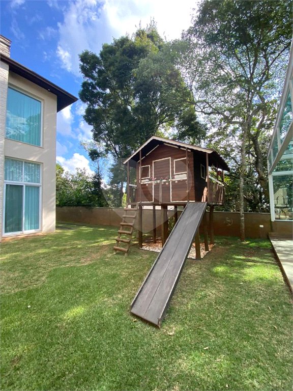 Casa à venda com 3 suítes no condomínio Parque Itatiaia, Mairiporã - SP