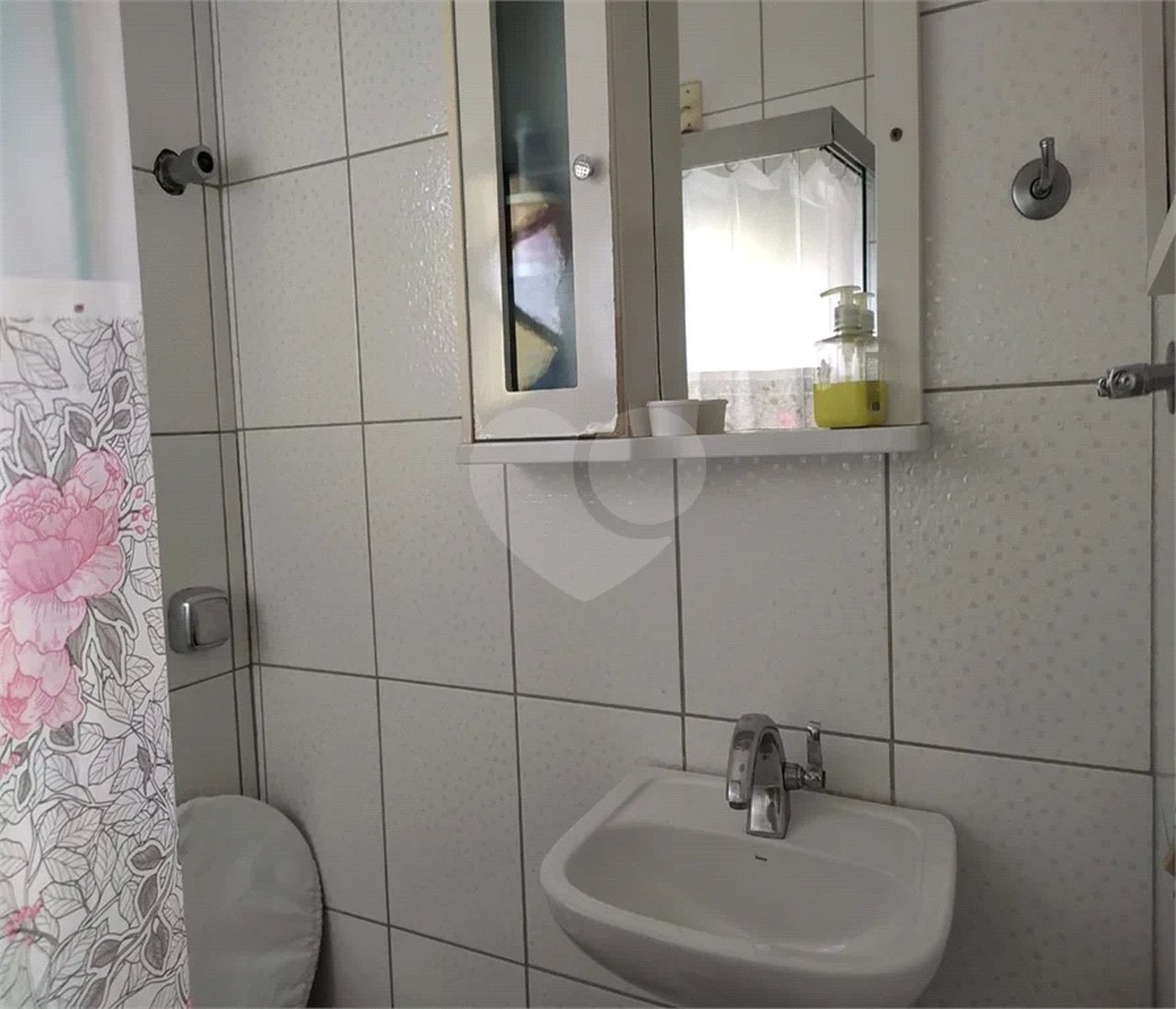 Casa à venda com 10 quartos, sendo 1 suíte, em Santa Teresinha, São Paulo, SP