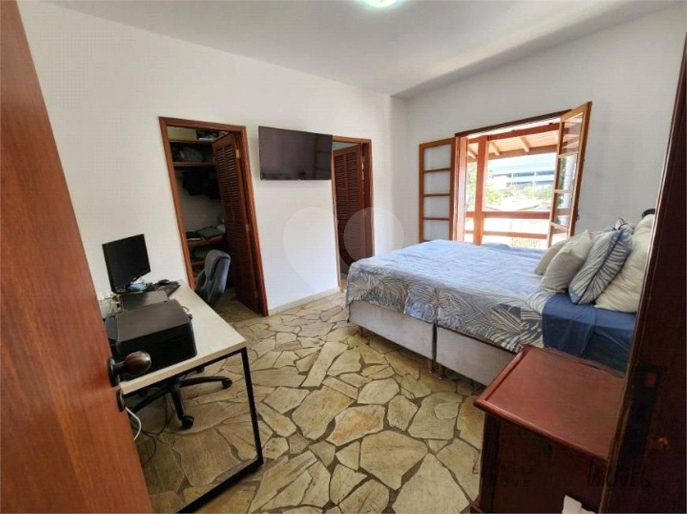 Casa à venda com 3 quartos, sendo 1 suíte, no Centro, Vinhedo, SP