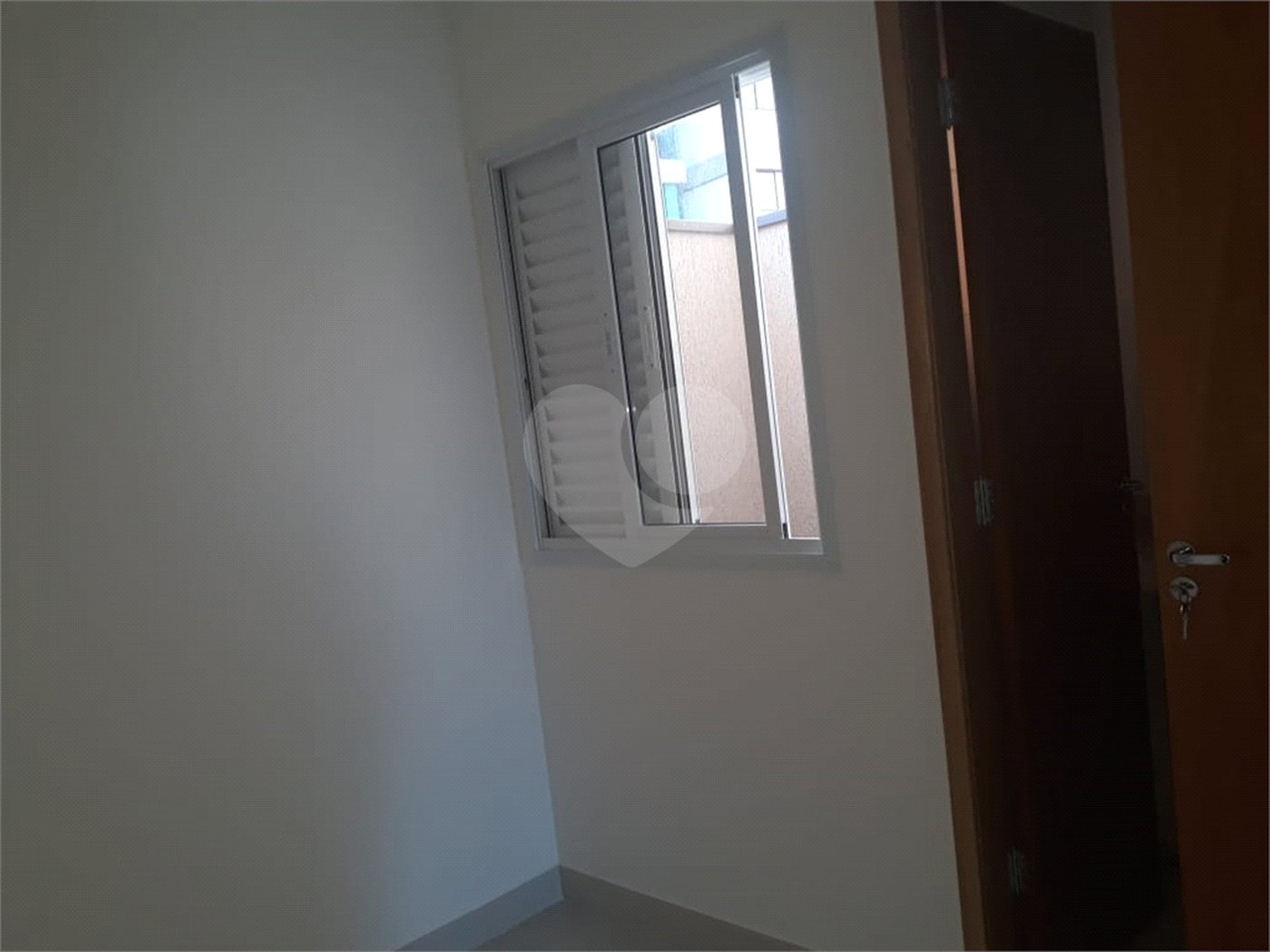 Casa à venda com 2 suítes no condomínio martinha, São Paulo - SP
