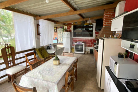 Chácara à venda com 3 quartos em Chácaras Ceres, Suzano, SP