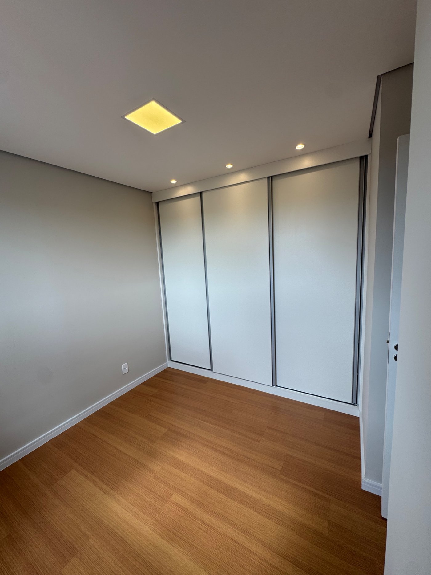 Apartamento à venda com 2 quartos em Jardim Villagio Ghiraldelli, Hortolândia, SP