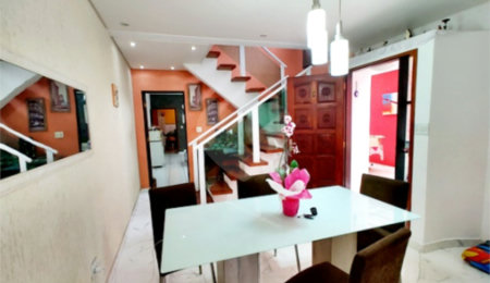 Sobrado à venda com 3 quartos, sendo 1 suíte, em Conjunto Residencial Vista Verde, São Paulo, SP