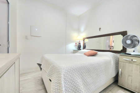 Apartamento 2 Dormitórios com Vista Mar, 1 Suíte e 50m da Praia – Santos