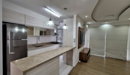 Apartamento com 2 dormitórios à venda, 75 m² por R$ 680.000,00 - José Menino - Santos/SP