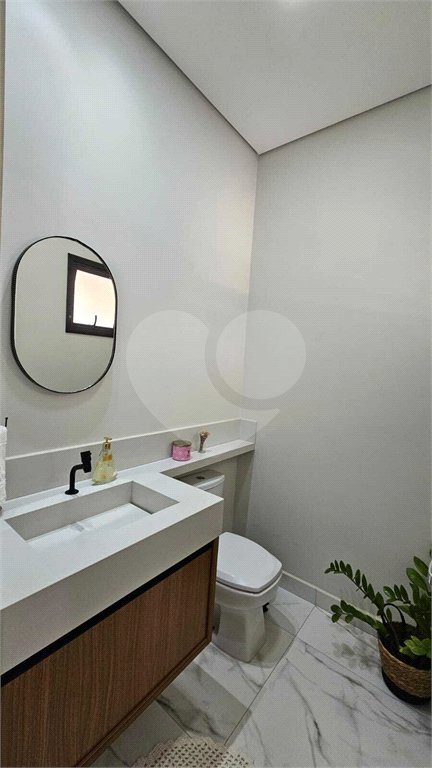 Casa à venda com 3 suítes no condomínio Mantova, Indaiatuba - SP