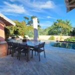 Casa à venda com 4 quartos, sendo 2 suítes, no condomínio Residencial Jardim Primavera, Louveira - SP
