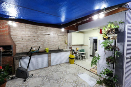Sobrado à venda com 3 quartos, sendo 1 suíte,  em Jardim Ana Maria, São Paulo, SP