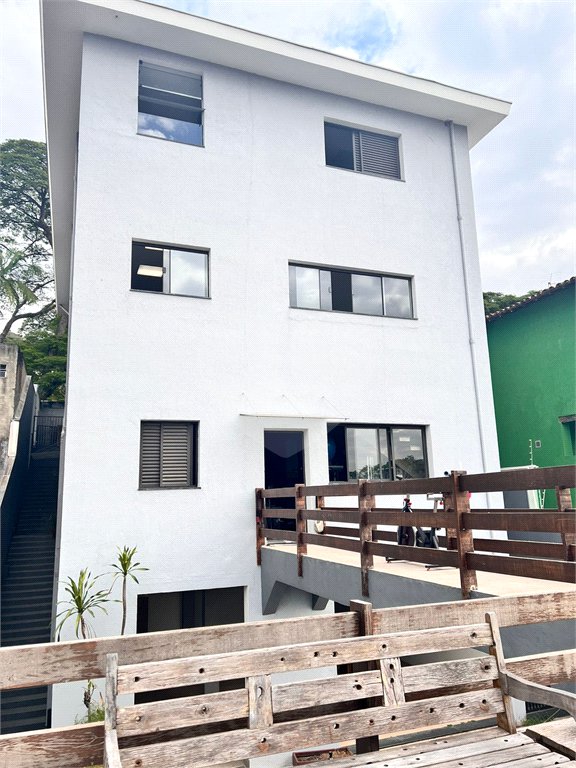 Sobrado à venda com 5 quartos, sendo 2 suítes, em Vila Inah, São Paulo, SP