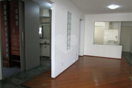 Apartamento à venda com 2 quartos em Vila Olímpia, São Paulo, SP