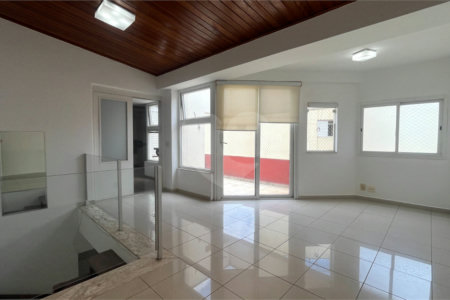 Cobertura à venda com 3 quartos, sendo 2 suítes,  em Vila Ipojuca, São Paulo, SP