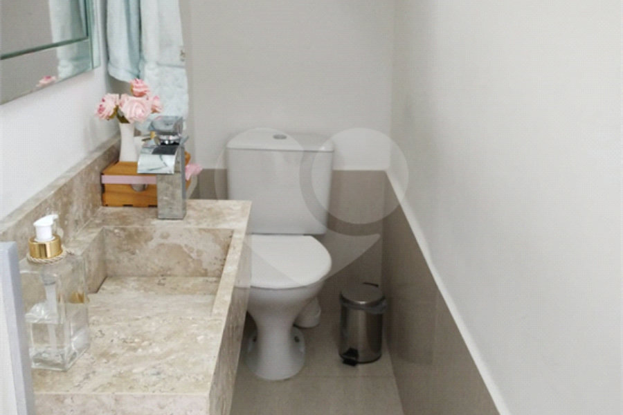Sobrado à venda com 3 quartos, sendo 1 suíte, em Horto, São Paulo, SP