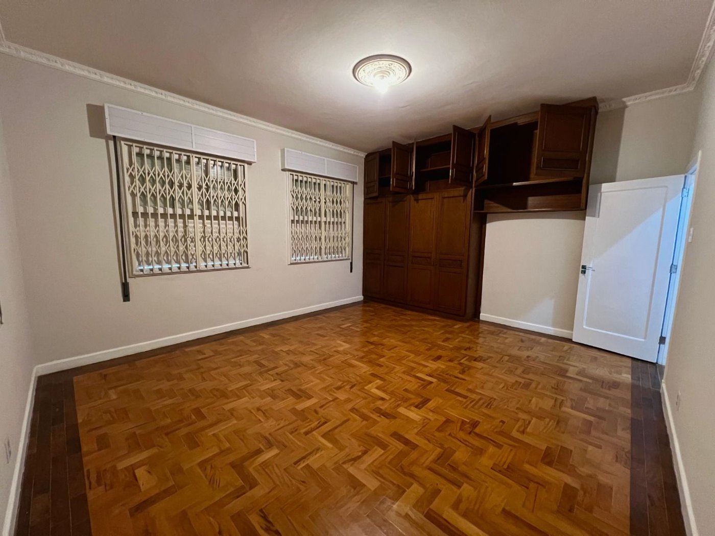 Casa com 4 dormitórios para alugar, 335 m² por R$ 21.181,12 - Gonzaga - Santos/SP