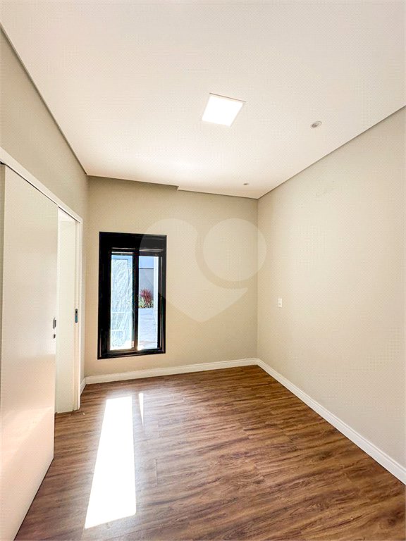 Casa à venda com 3 suítes no condomínio Residencial Mont'alcino, Valinhos - SP