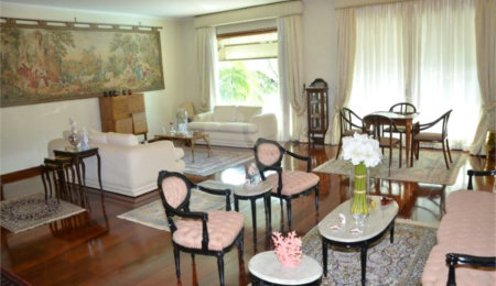 Casa à venda com 8 quartos, sendo 5 suítes,  em Serra da Cantareira, Mairiporã, SP