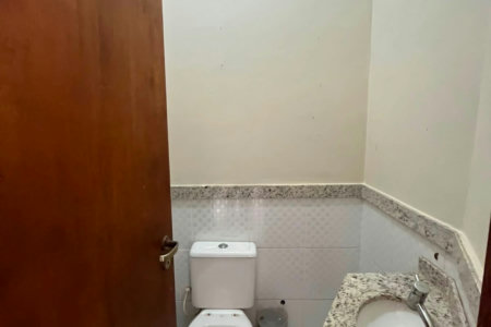 Casa à venda ou para alugar com 3 quartos, sendo 1 suíte,  em Jardim dos Ipes, Três Lagoas, MS