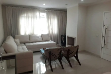 Sobrado à venda com 3 quartos, sendo 1 suíte, em Jardim das Vertentes, São Paulo, SP