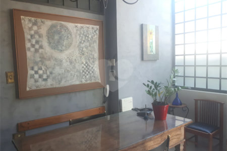Casa à venda ou para alugar com 3 quartos, sendo 2 suítes,  no Centro, Vinhedo, SP