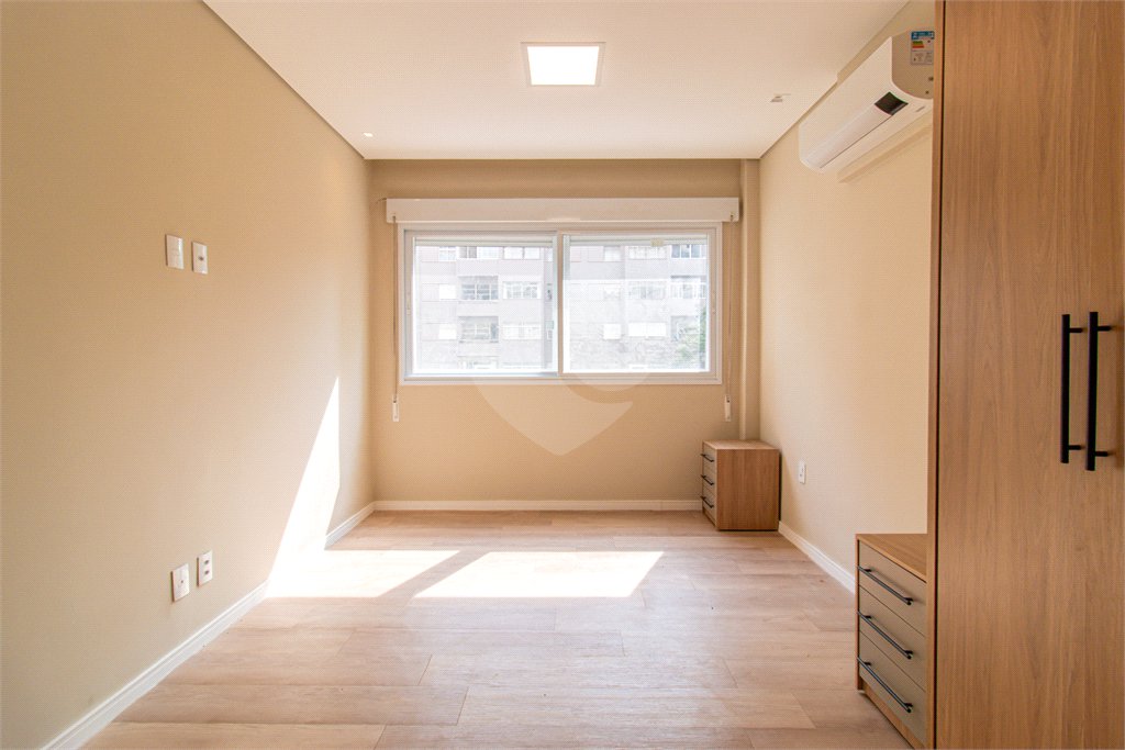 Apartamento à venda com 3 quartos, sendo 2 suítes, em Bela Vista, São Paulo, SP