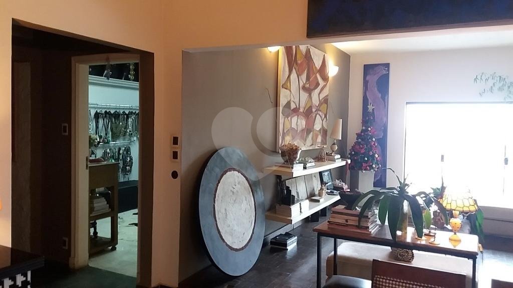 Casa à venda com 3 quartos, sendo 1 suíte, em Jardim São Bento, São Paulo, SP