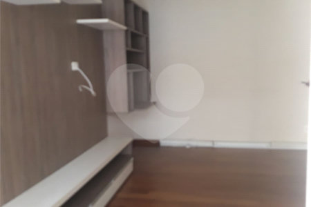Apartamento à venda ou para alugar com 2 quartos, sendo 1 suíte, em Jardim Carambeí, São Roque, SP