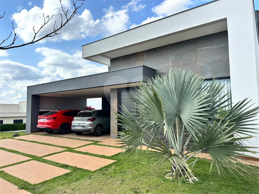 Casa à venda com 3 suítes no condomínio Villas do Golfe, Itu - SP