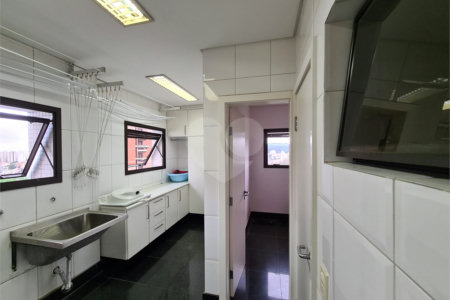 Apartamento à venda com 3 suítes em Água Fria, São Paulo, SP