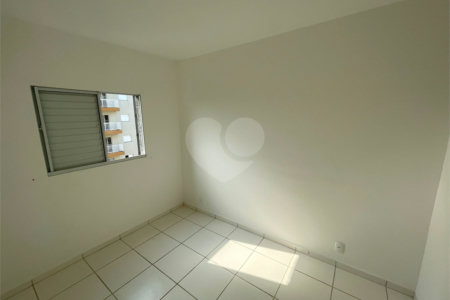 Apartamento para venda no Condomínio Residencial Vila das Flores,