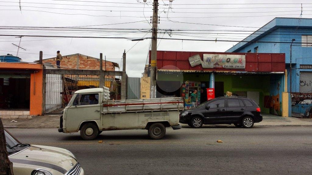 Casa à venda com 3 quartos, sendo 1 suíte, em Itaquera, São Paulo, SP