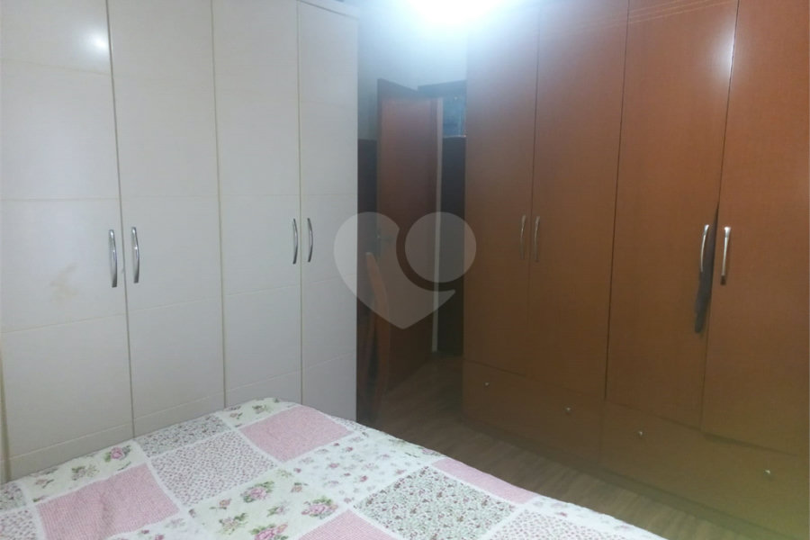 Sobrado à venda com 3 quartos em Vila Paiva, São Paulo, SP