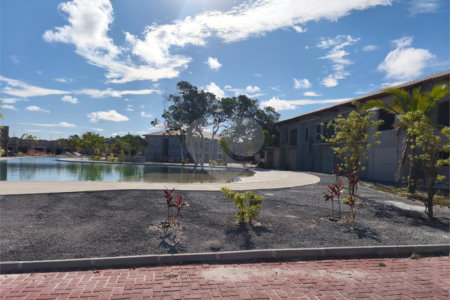 Apartamento à venda com 1 quarto no Centro, Santa Cruz Cabrália, BA