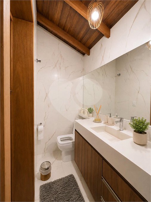 Casa Térrea à venda com 3 quartos, sendo 2 suítes,  em Luiz Fagundes, Mairiporã, SP
