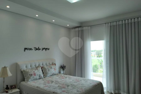 Casa à venda com 4 quartos, sendo 2 suítes, no condomínio Primavera, Salto - SP