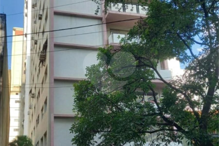 Apartamento à venda com 2 quartos, sendo 1 suíte,  em Cerqueira César, São Paulo, SP