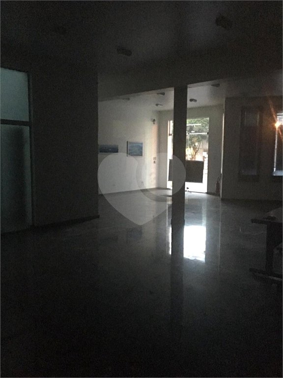 Salão Comercial para alugar em Cidade Satélite, Atibaia, SP