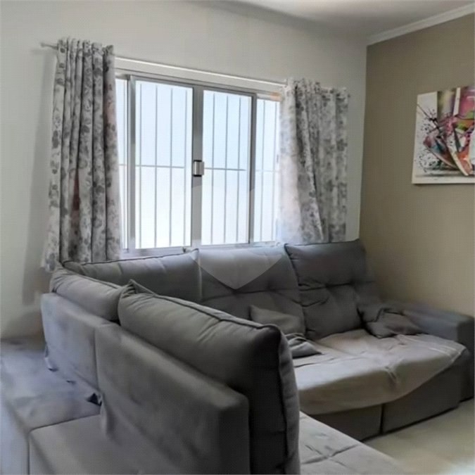 Sobrado à venda com 4 quartos, sendo 1 suíte, em Vila Pirituba, São Paulo, SP
