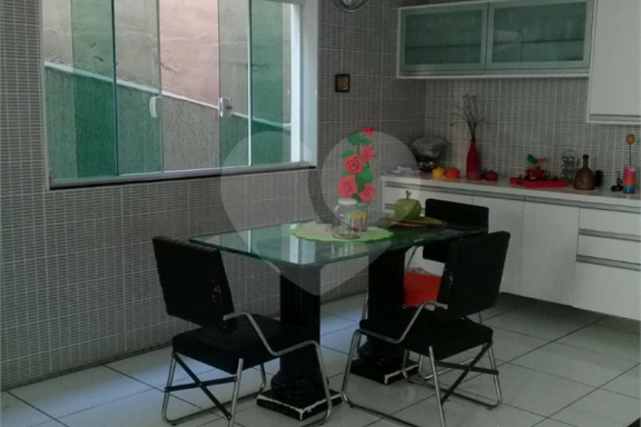 Sobrado à venda com 3 suítes em Tremembé, São Paulo, SP