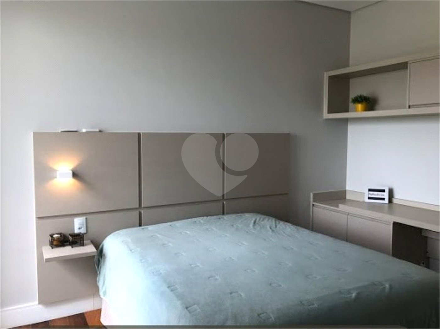 Casa à venda com 3 quartos, sendo 1 suíte, no condomínio Residencial Central Parque, Salto - SP
