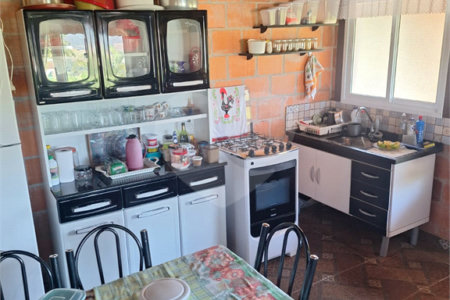 Casa em condomínio à venda com 3 quartos, sendo 1 suíte,  no Centro, Bom Jesus dos Perdões, SP