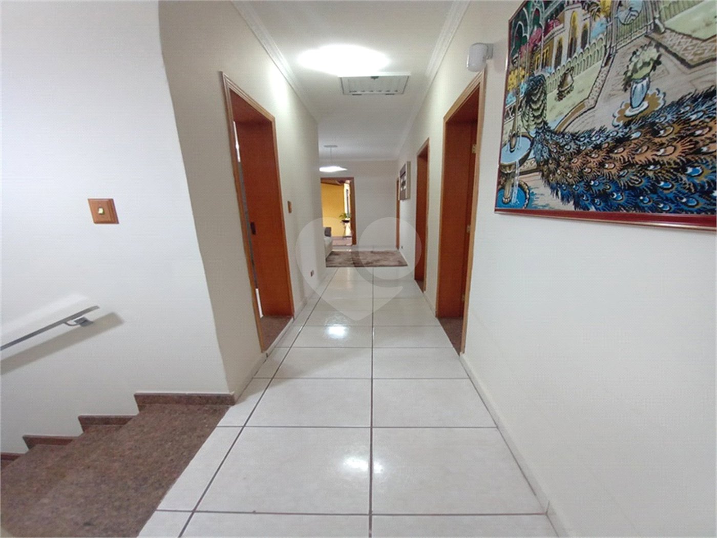 Sobrado à venda com 4 quartos, sendo 1 suíte, em Tremembé, São Paulo, SP
