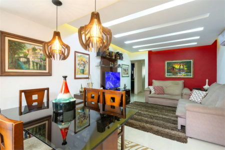 Casa à venda com 4 quartos, sendo 1 suíte, em Santo Amaro, São Paulo, SP