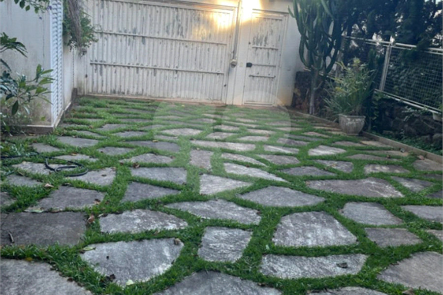 Sobrado à venda com 4 suítes em Jardim Virginia Bianca, São Paulo, SP