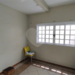 Sobrado à venda com 3 quartos, sendo 1 suíte, em Parque São Domingos, São Paulo, SP