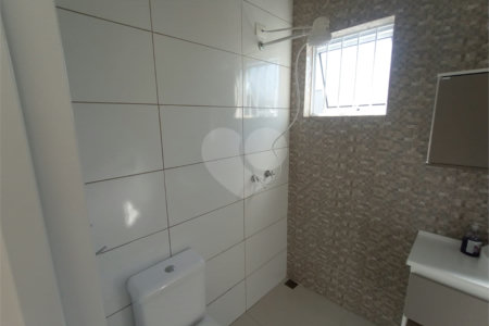 Casa à venda com 3 quartos, sendo 1 suíte,  em Residencial Lago dos Ipês, Itapetininga, SP
