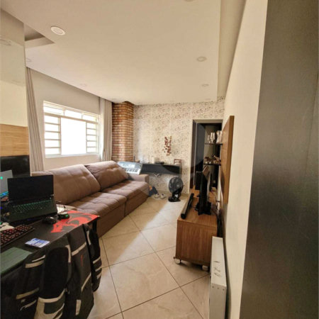 Casa à venda com 4 quartos, sendo 1 suíte, em Vila Leão, Sorocaba, SP