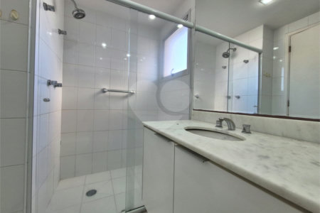 Apartamento à venda com 3 quartos, sendo 1 suíte,  em Jardim Olympia, São Paulo, SP