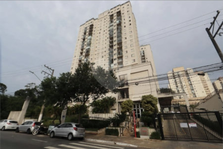 Apartamento à venda ou para alugar com 3 quartos, sendo 1 suíte, em Parque São Lourenço, São Paulo, SP